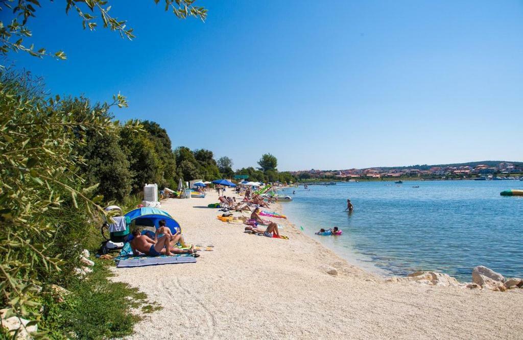 Dianaville Банджоле Экстерьер фото